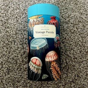 Cavallini & Co 1000 pieces jellyfish puzzle